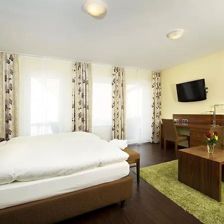 施多克酒店 酒店 巴特拉尔