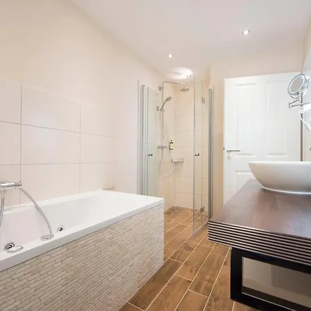 Storck Hotel 3*